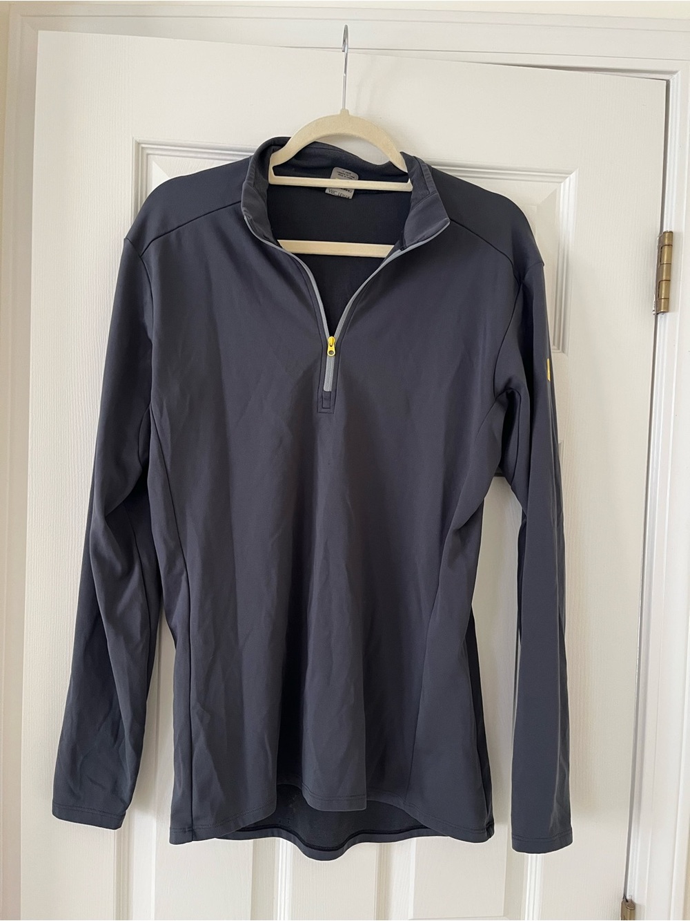Arc'teryx Men's Phase AR Zip Neck Pullover, Dark Gray, Large Base Layer Athletic